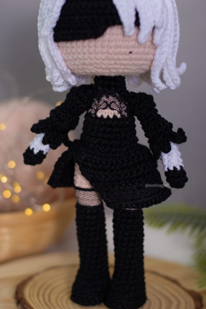 Android 2B (NieR: Automata) – PDF – Notivagar